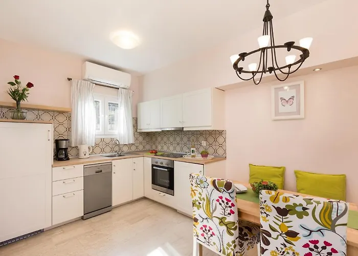 Garden Apartments Agios Stefanos Corfu